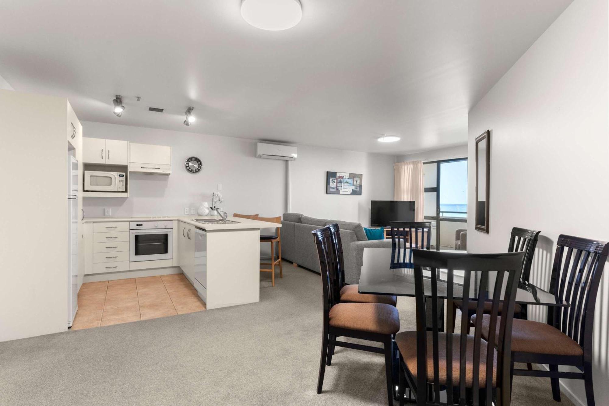 Beach Side Bliss - Oceanside Mount Maunganui Exterior foto
