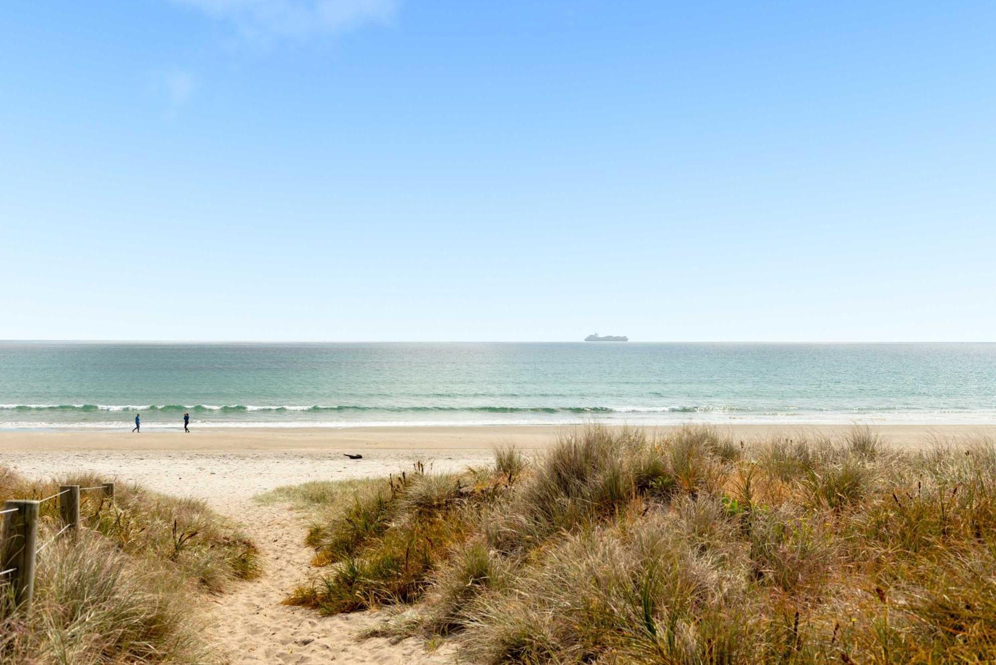 Beach Side Bliss - Oceanside Mount Maunganui Exterior foto